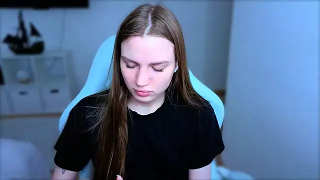 StellaLawless online show from 03.21.26