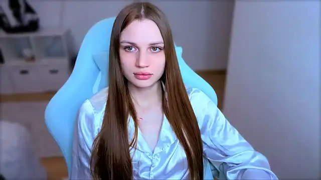 StellaLawless online show from 04.08.26