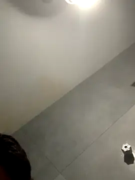 Snapshot of matheuszk_007 chatting on 09.29.25 matheuszk 007 online show from 09.29.25