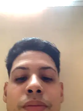 Snapshot of matheuszk_007 chatting on 11.12.25 matheuszk 007 online show from 11.12.25