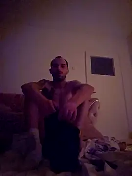 Snapshot of denisxlRo chatting on 03.04.25 denisxlRo online show from 03.04.25