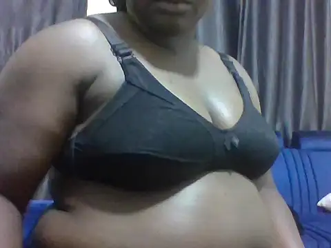 Snapshot of vilah chatting on 05.02.26 vilah online show from 05.02.26