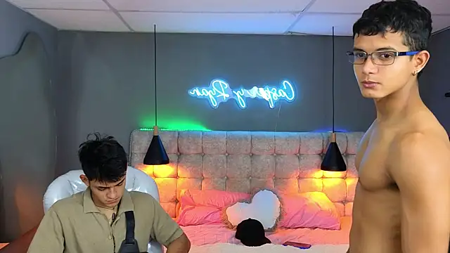 Paradise boy s online show from 12.06.24