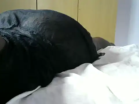 Snapshot of Boottie_lious chatting on 02.12.25 Boottie lious online show from 02.12.25