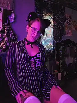 Snapshot of nephilaaranea chatting on 04.06.26 nephilaaranea online show from 04.06.26