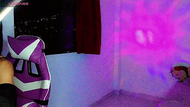 Ms-Zoehans online show from 09.13.25