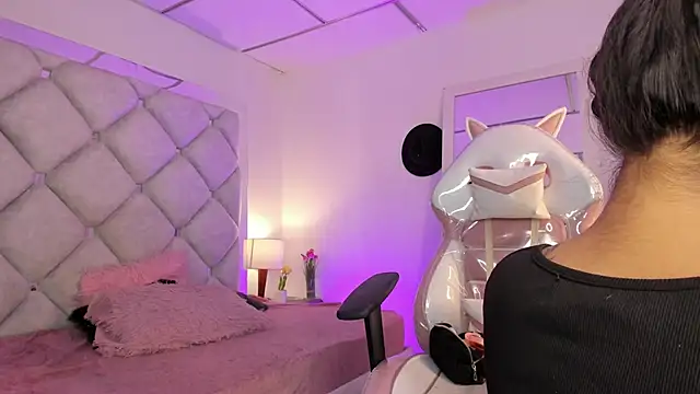 alessiaferry online show from 11.27.25