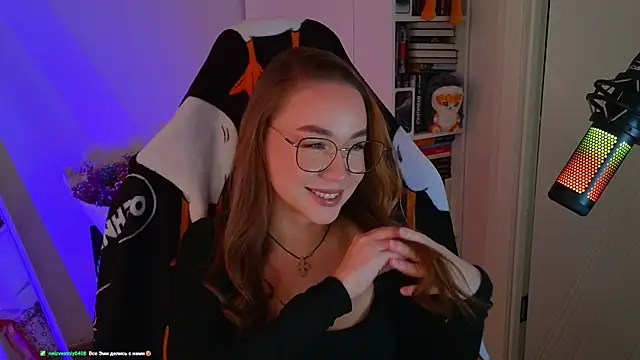 Emili1- online show from 03.10.25