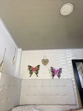 Snapshot of emma_oxford chatting on 12.29.24 emma oxford online show from 12.29.24