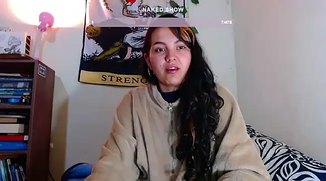 Snapshot of sweetiee_mary chatting on 01.16.25 sweetiee mary online show from 01.16.25