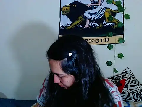 Snapshot of sweetiee_mary chatting on 11.30.25 sweetiee mary online show from 11.30.25