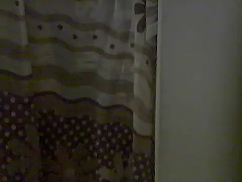 Jennxdolls online show from 09.25.25