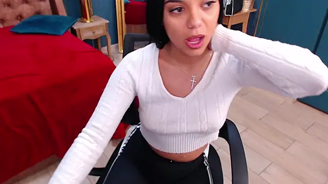 Snapshot of SerenaXMendez chatting on 01.02.25 SerenaXMendez online show from 01.02.25