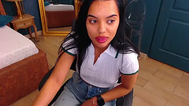 Snapshot of SerenaXMendez chatting on 03.13.25 SerenaXMendez online show from 03.13.25