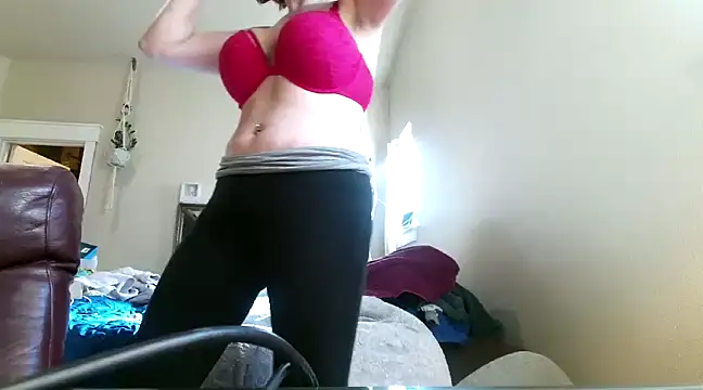 MonroeLoves online show from 03.18.25