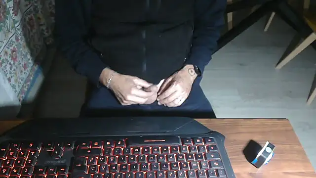 Adri gard online show from 11.10.25