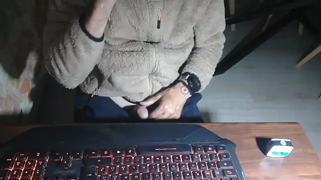 Snapshot of Adri_gard chatting on 05.01.26 Adri gard online show from 05.01.26