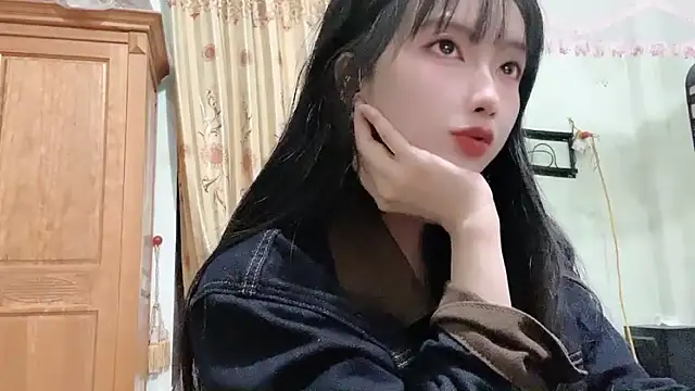 Nery Asian online show from 02.19.26