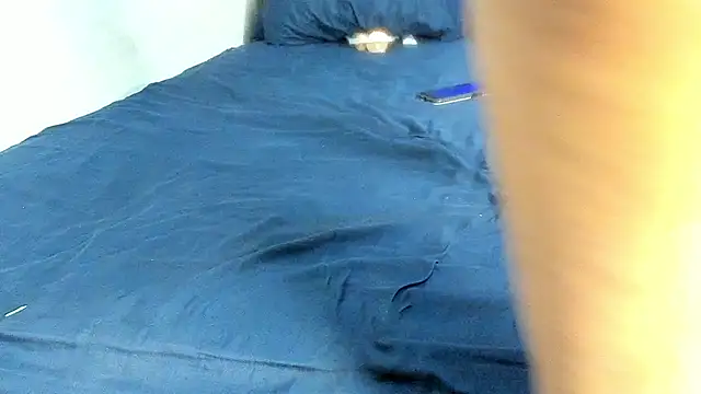 Ariana Salazar online show from 02.10.25