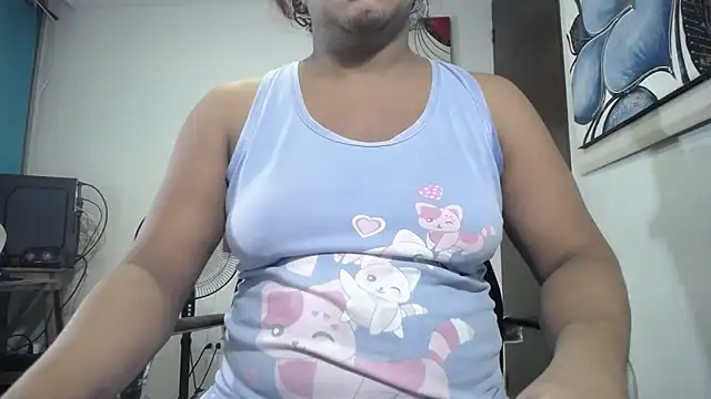 Snapshot of tsbigcock10incock chatting on 10.19.25 tsbigcock10incock online show from 10.19.25