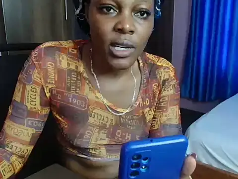 Snapshot of massive_squirts chatting on 11.01.25 massive squirts online show from 11.01.25