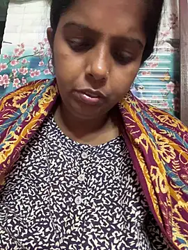 Beauty-queen online show from 11.19.25