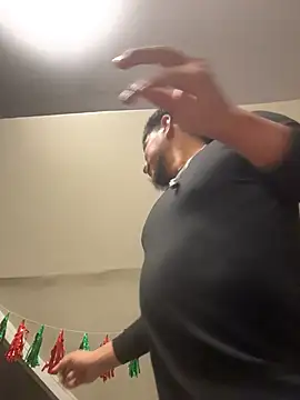 MynameisPaco online show from 12.14.25