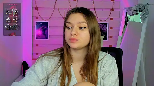 Josephine Kiss online show from 12.09.24