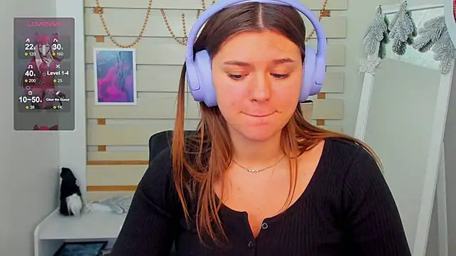 Josephine Kiss online show from 12.29.24