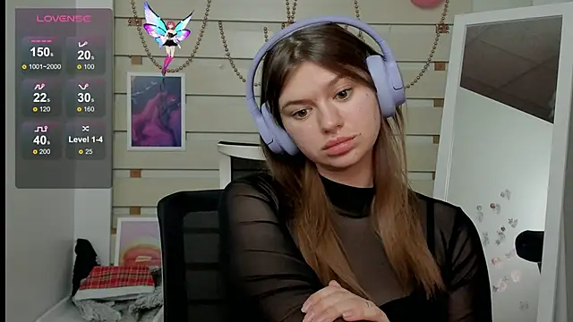 Josephine Kiss online show from 03.09.25