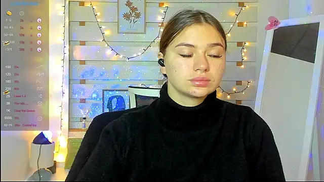 Josephine Kiss online show from 10.15.25