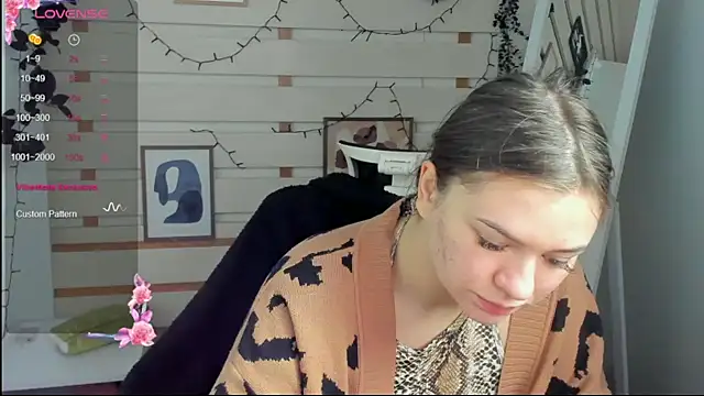 Snapshot of Josephine_Kiss chatting on 04.07.26 Josephine Kiss online show from 04.07.26