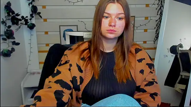 Snapshot of Josephine_Kiss chatting on 04.26.26 Josephine Kiss online show from 04.26.26