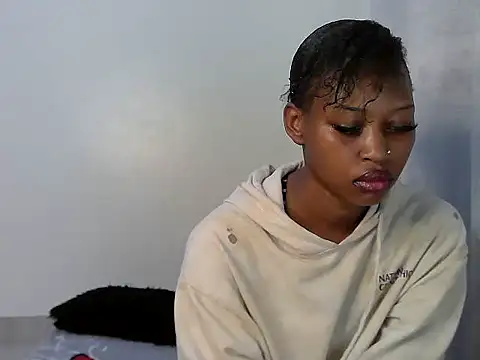 Snapshot of Sweet_Vinkah chatting on 04.07.26 Sweet Vinkah online show from 04.07.26