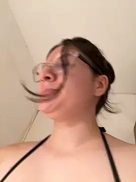 livgomez online show from 01.07.25