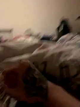 Snapshot of YoungDick25 chatting on 12.15.25 YoungDick25 online show from 12.15.25