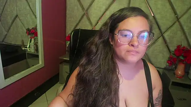 SaraThomso online show from 10.01.25