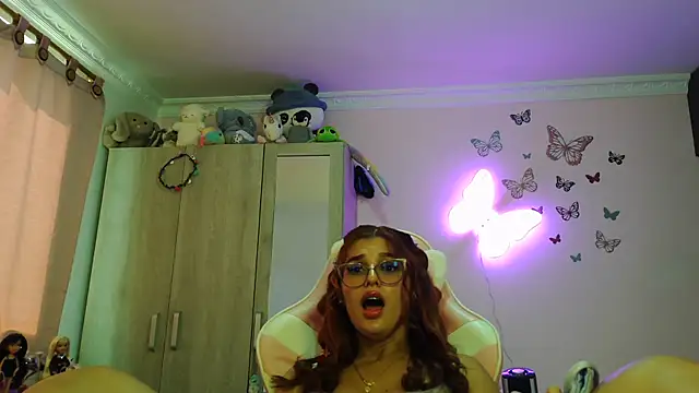 caroline jonson online show from 03.28.26