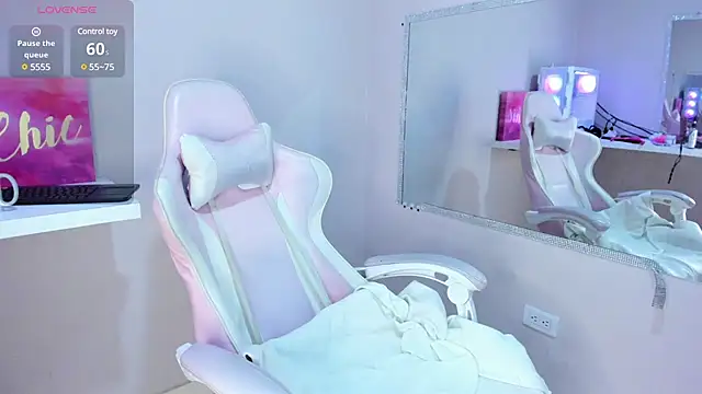 Danna 777  online show from 03.23.25