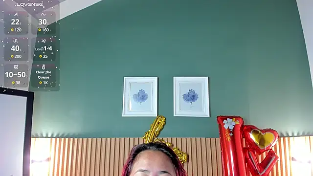  anavictoria  online show from 02.14.25