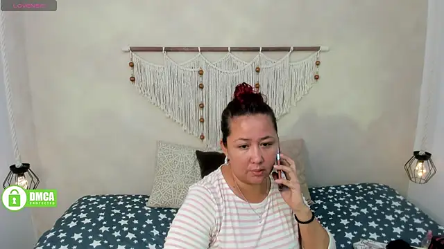  anavictoria  online show from 10.03.25