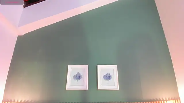  anavictoria  online show from 11.22.25