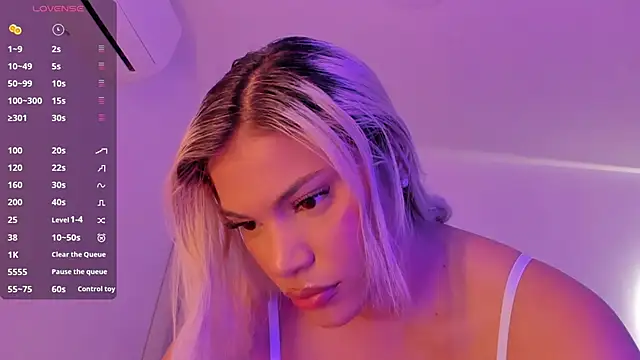 Shelynna azzul online show from 03.04.25