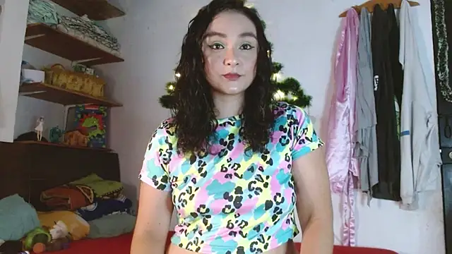 Snapshot of Kaory_32 chatting on 12.22.25 Kaory 32 online show from 12.22.25