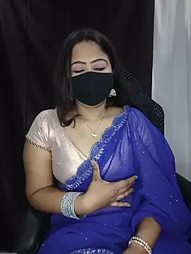 Snapshot of priya__angel chatting on 01.17.26 priya angel online show from 01.17.26