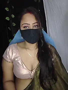 Snapshot of priya__angel chatting on 02.18.26 priya angel online show from 02.18.26