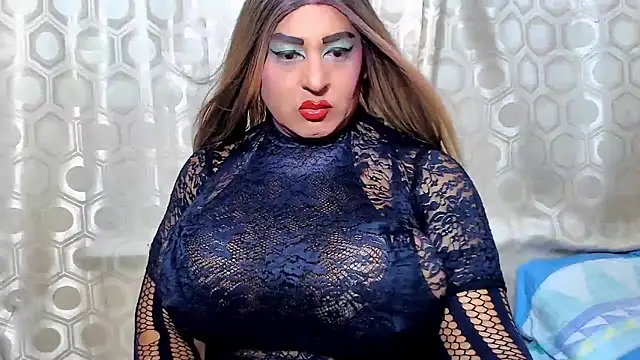 Snapshot of alessia_hot69 chatting on 01.29.25 alessia hot69 online show from 01.29.25