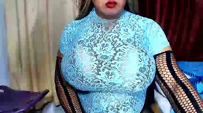 Snapshot of alessia_hot69 chatting on 03.15.25 alessia hot69 online show from 03.15.25