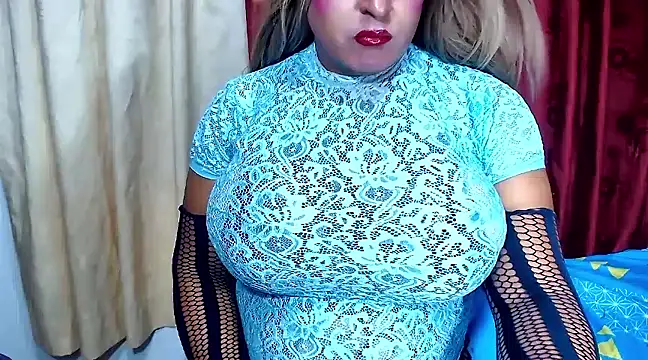 Snapshot of alessia_hot69 chatting on 03.19.25 alessia hot69 online show from 03.19.25