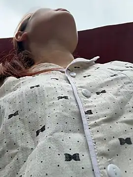 Emily 9xx online show from 02.23.25